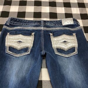 EXC! MAURICES PREMIUM BOOTCUT JEANS  Size 9/10 Thick Stitch Metallic Triple Dark